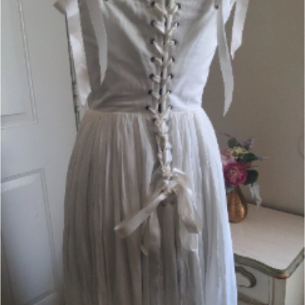 Medieval Style Floor Length Wedding Dress Custom made - Picture 9 of 12